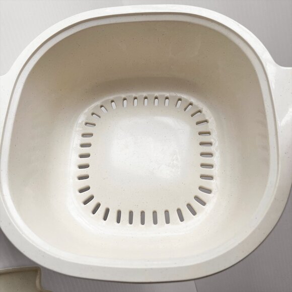 Vintage Rubbermaid Microwave Cookware Set Bacon Tray 3QT Casserole Strainer 3pc - Picture 7 of 13